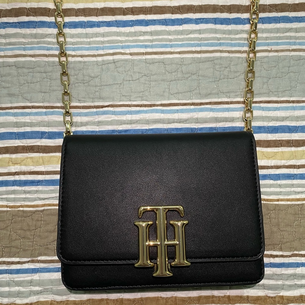 Tommy Hilfiger Crossbody Bag